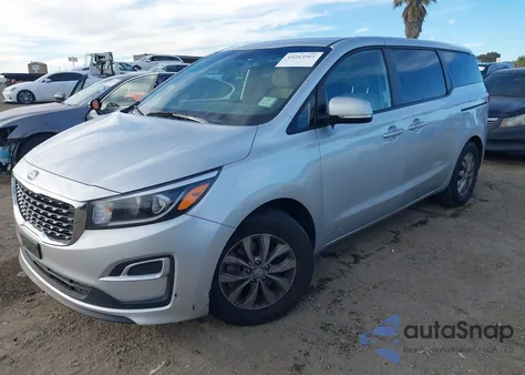 2020 Kia Sedona Lx z USA, uszkodzony, nr VIN KNDMB5C18L6582704